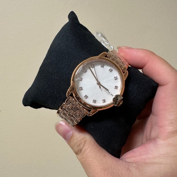 Rare! NWT! Coach boutique women's watch from Arden series